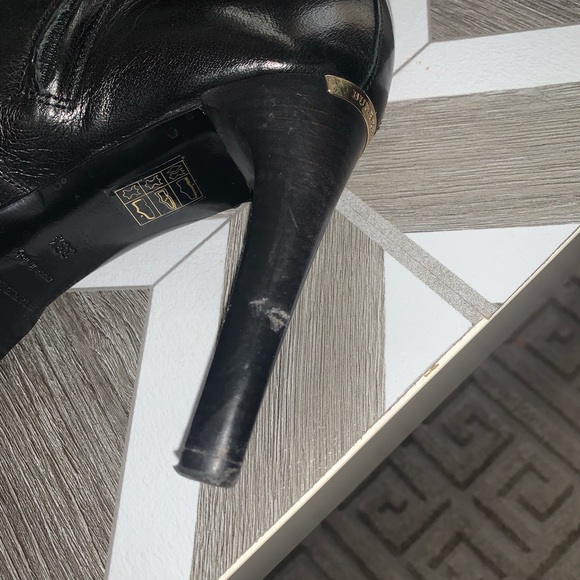 Burberry Brogue Platform Boots - Picture 5 of 8